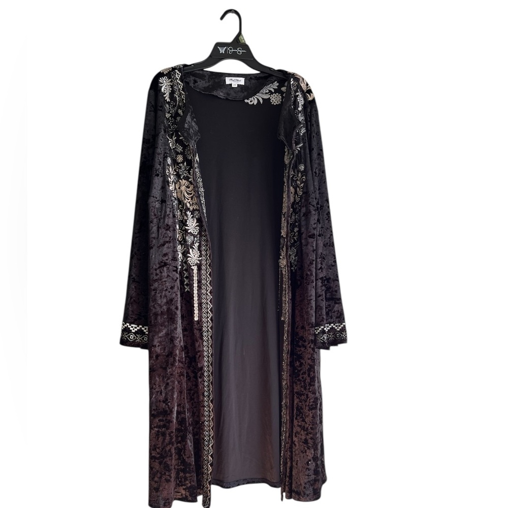 Angel Heart Boutique velvet embroidered duster 2x Johnny was style